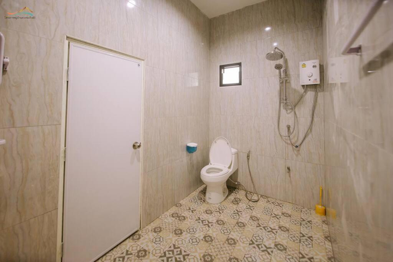 Bathroom 3, Clubkhanriverhill , Mae Wang