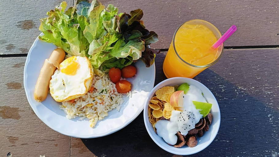 Food & Drinks 5, Baan Ing Doi Maekampong , K. Mae On