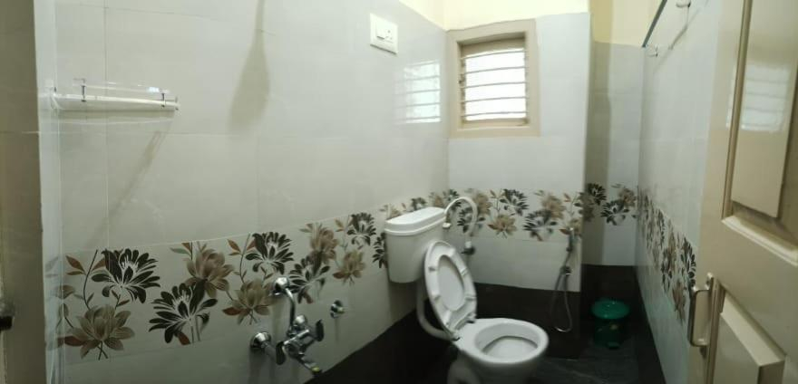4, Seetha Lodge, Tumkur