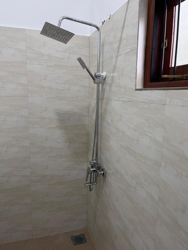 Bathroom 2, Angels Villa Negombo, Negombo