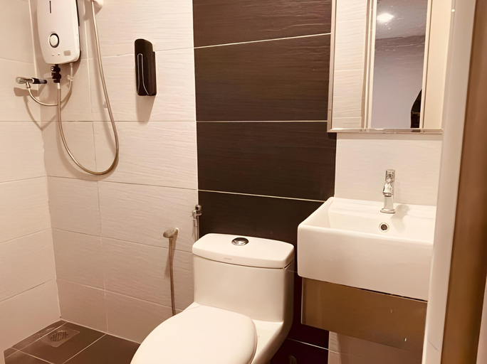 Bathroom 4, Swing & Pillows @ Sentul Titiwangsa, Kuala Lumpur