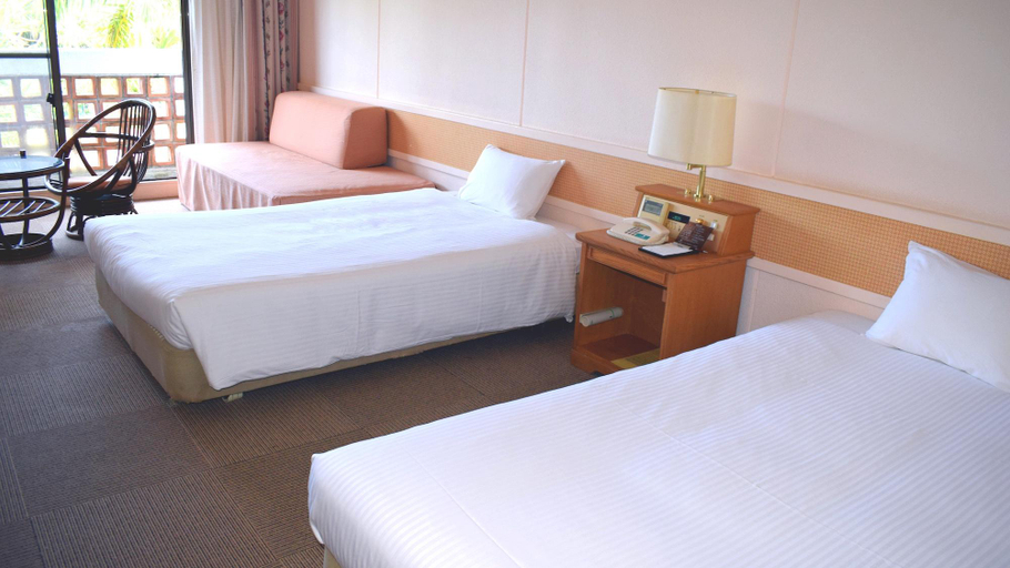 Bedroom 3, Watermark Hotel Okinawa Kume Island, Kumejima