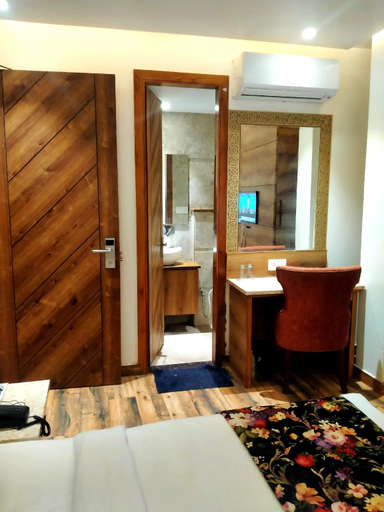 Bathroom 4, HOTEL RV GOLDEN, Amritsar