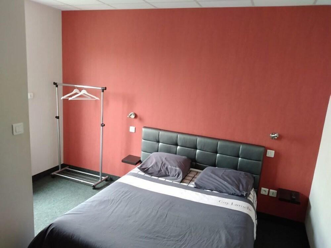 Bedroom 2, hotel de france, Indre