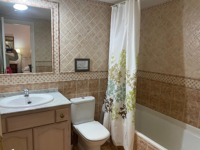 Bathroom 4, Hotel Kaia, Vizcaya