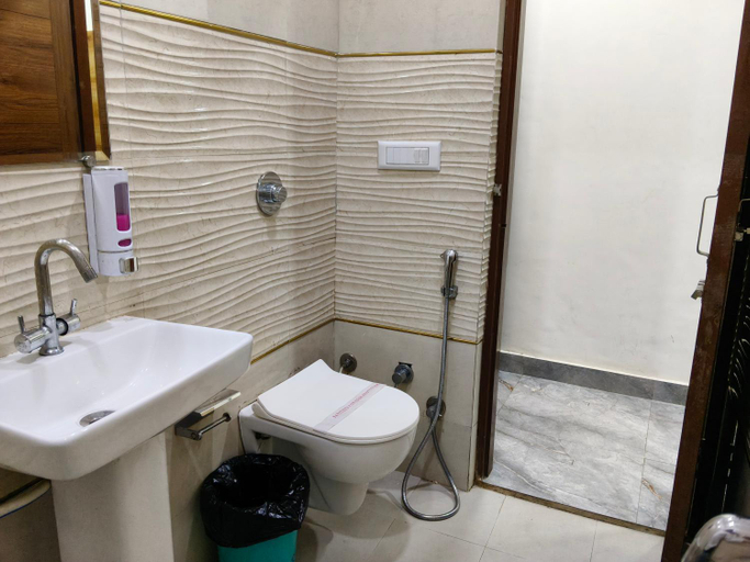 Bathroom 3, Hotel Bella Vista Inn, Amritsar