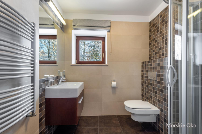 Bathroom 4, RentPlanet - Spiacy Rycerz, Tatra