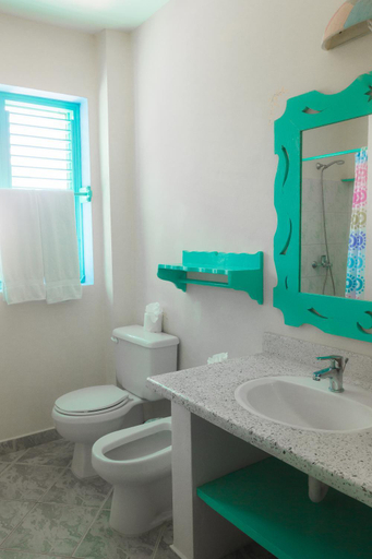 Bathroom 3, Hotel Playa Colibri, Las Terrenas