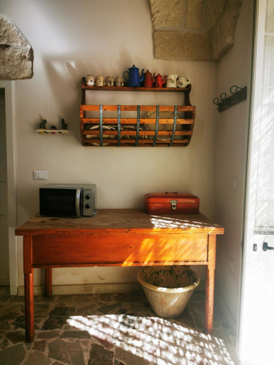 Others 5, Casa del Glicine Andrano, Lecce