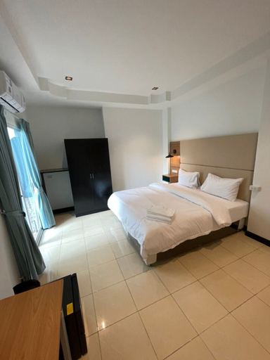 Bedroom 2, The Base Inn, Pattaya