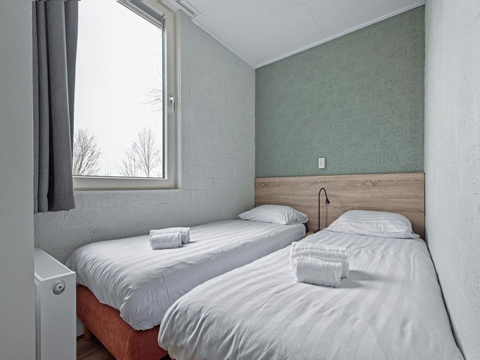 Room 4, Cozy Bungalow Sauna Valkenburg, Valkenburg aan de Geul