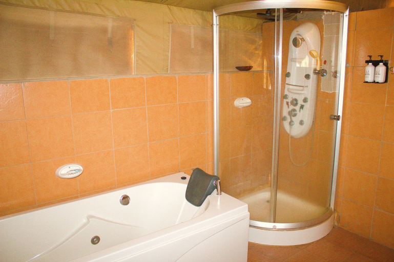 Bathroom 3, Masai Mara Explore Camp, Narok North