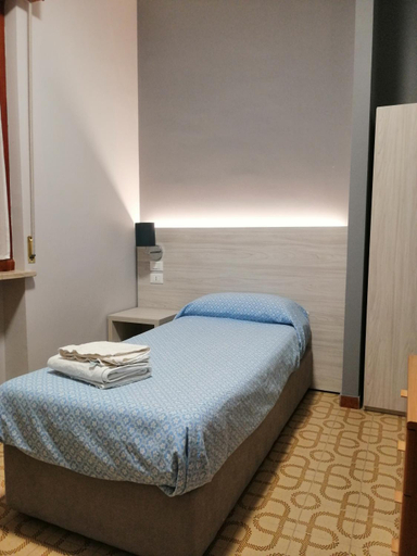 Bedroom 4, Cannone d'Oro, Alessandria