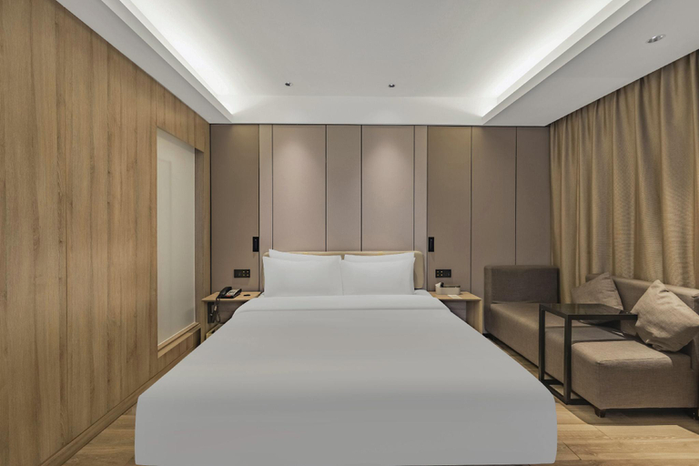 Bedroom 2, Atour Hotel Nanjing South Railway Station Baijiahu, Nanjing