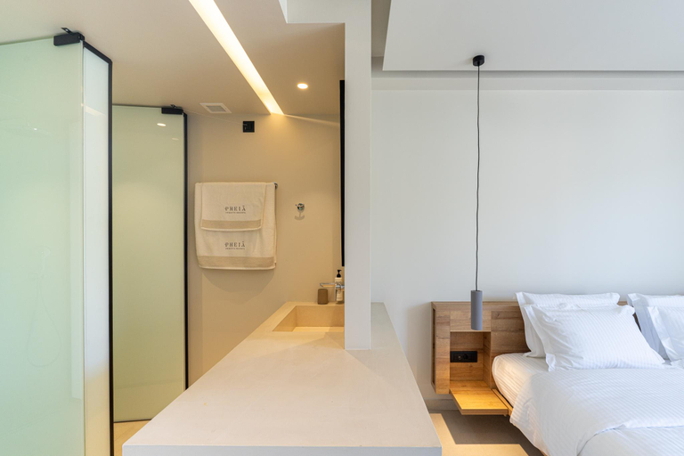Bathroom 5, PHEIA, Vriniotis Resorts, West Greece