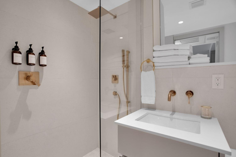 Bathroom 2, Vonder Miami Beach - Unit 18, Miami-Dade