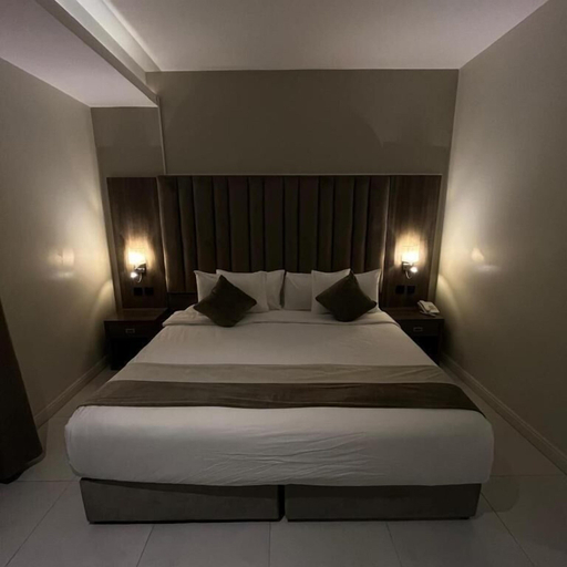 Room 4, Seven Garden Hotel - Airport, Taif