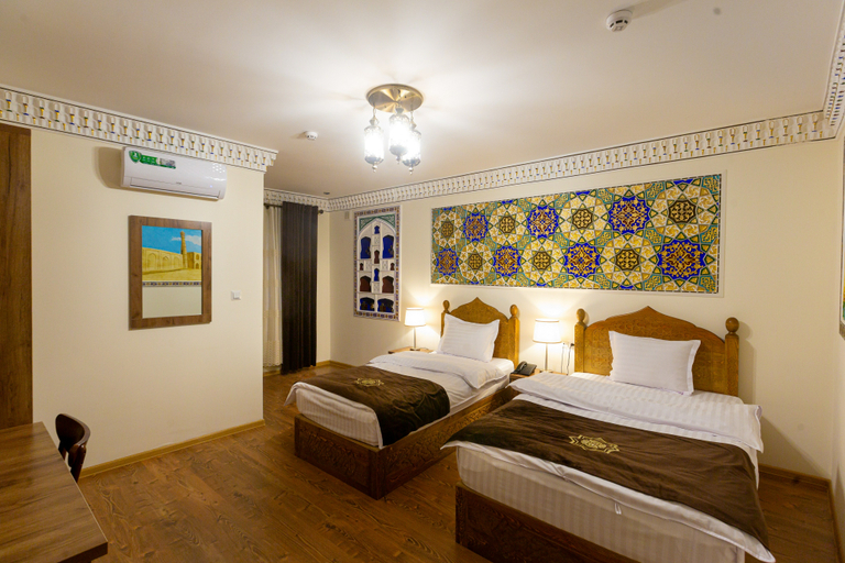 Others 3, Hotel Iman, Buxoro
