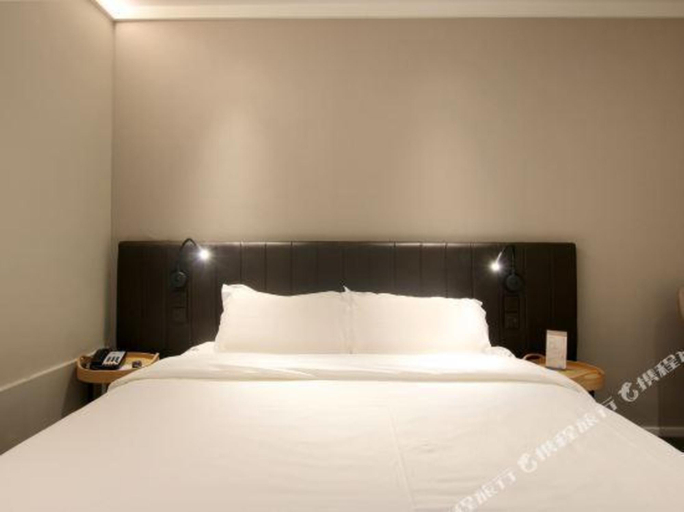 Bedroom 2, Hanting Premium Hotel Nanjing Xianhemen, Nanjing