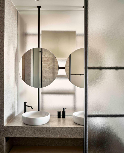 Bathroom 3, Dexamenes Seaside Hotel, West Greece