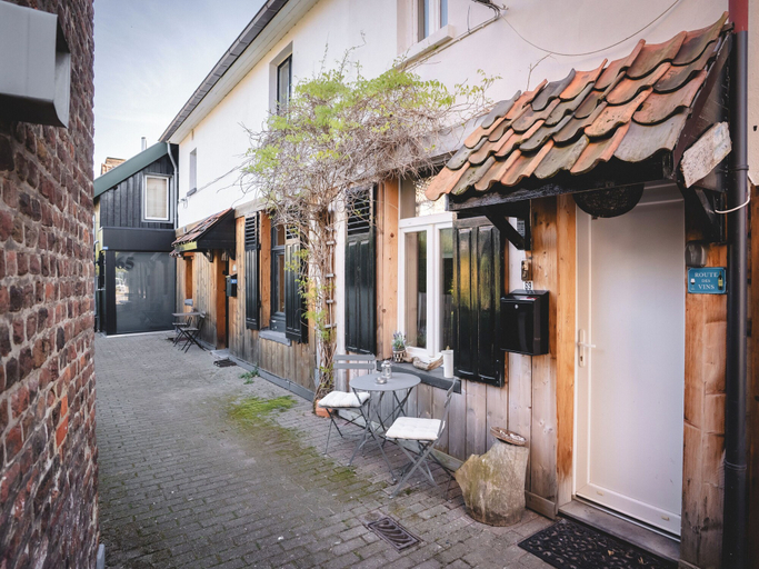 Exterior & Views 2, Maas Suites Maastricht-Lanaken, Limburg