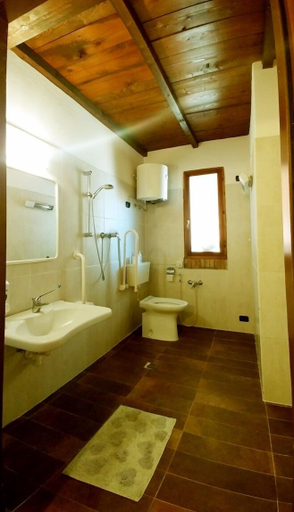 Bathroom 5, Agriturismo di Sordiglio, Reggio Nell'Emilia
