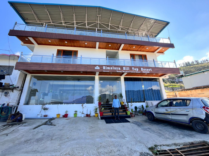 Exterior & Views