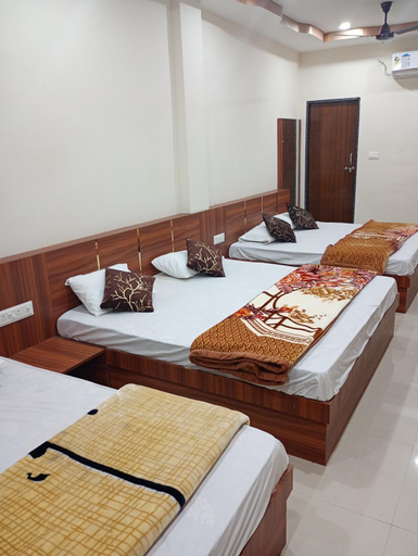 Others 5, Hotel Barsana Palace, Near Mahakal Temple- 200 mts, Ujjain