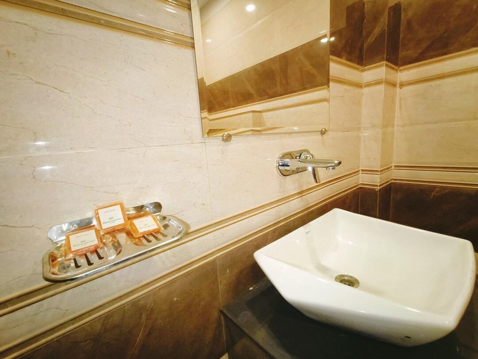 Bathroom 5, Pineberry Hotels, Amritsar