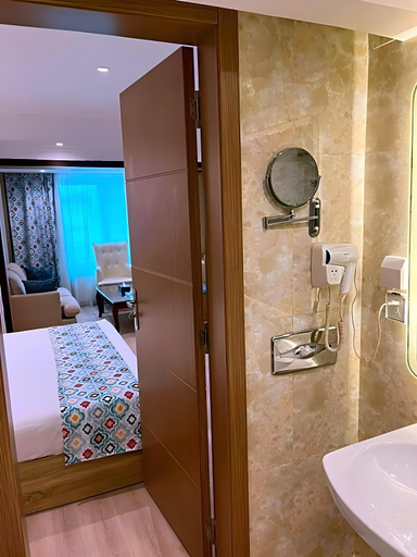 Bathroom 5, Golden Park Heliopolis, An-Nuzhah