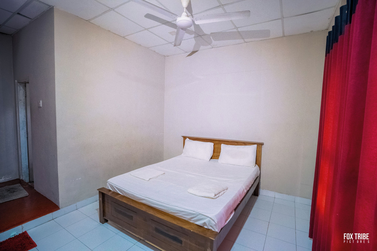 Bedroom 4, Riverside Hotel Colombo, Ja-Ela