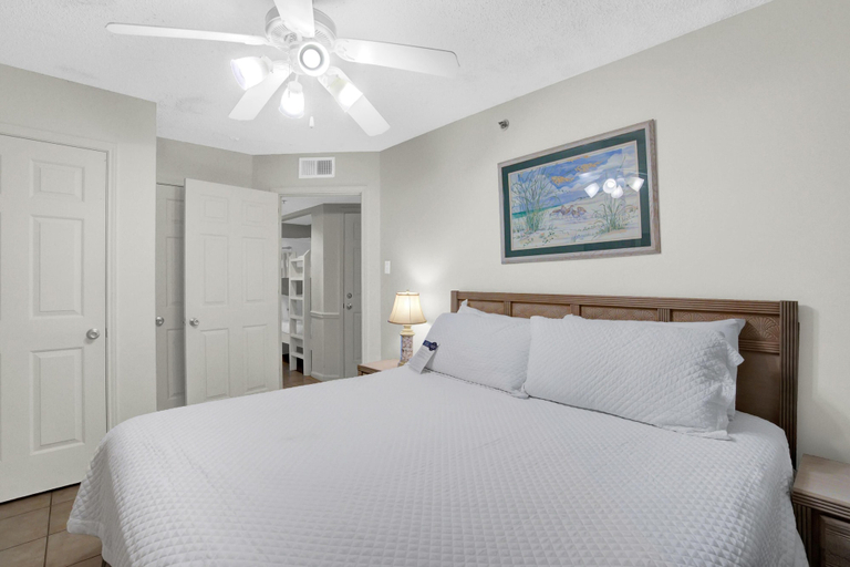 Bedroom 1, Tradewinds 903, Baldwin