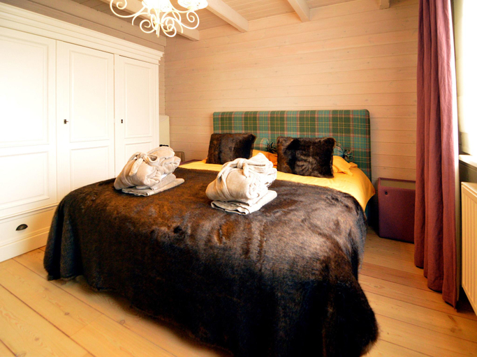 Bedroom 2, Peaceful Septon chalet spa, Luxembourg
