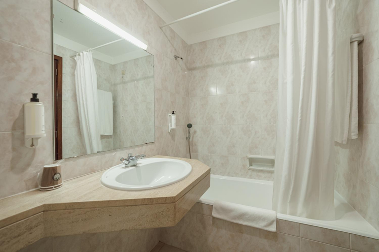 Bathroom 4, Hotel Vianorte, Matosinhos