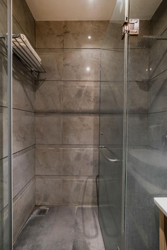 Bathroom 3, CSJS Inn Hotel Marketed by Kiwiana, Amritsar