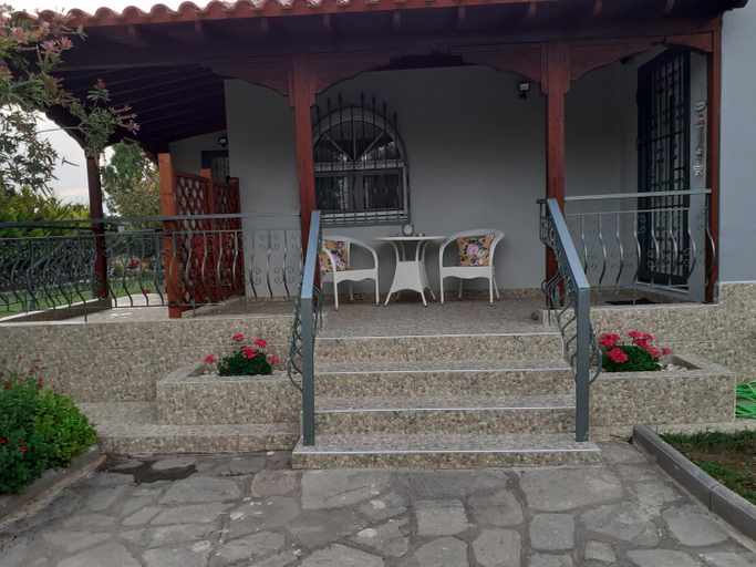 2, Elia by the sea, Central Macedonia