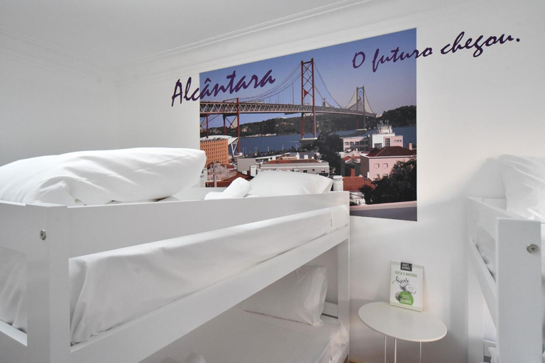 Bedroom 4, BrotherStay rooms lusotile, Lisbon