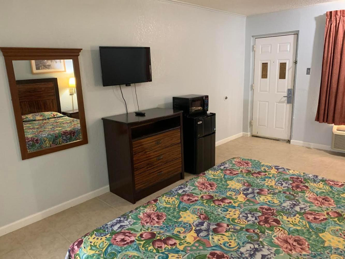 Bedroom 2, Executive Inn Mercedes Weslaco, Hidalgo
