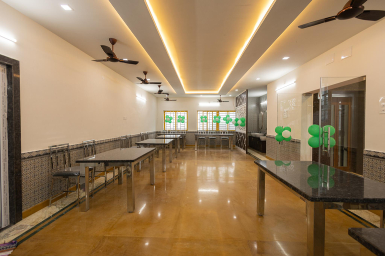 Food & Drinks 5, Hotel Kurunjii Residency, Salem