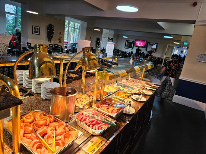 Food & Drinks 5, Trecarn Hotel, Torbay