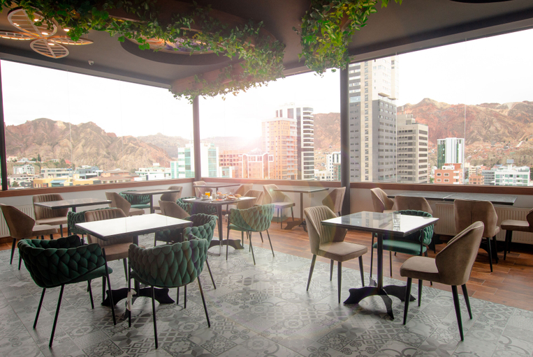 Food & Drinks 5, LAS BRISAS SUR, Pedro Domingo Murillo