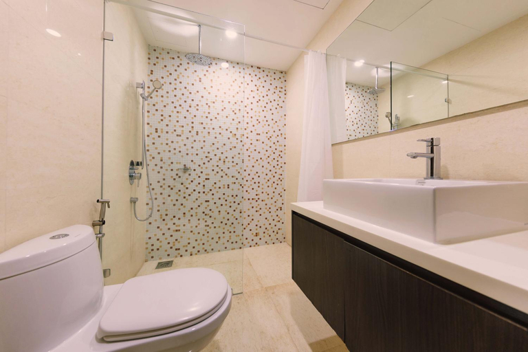 Bathroom 3, NaiBnB in Regalia Residence, Kuala Lumpur