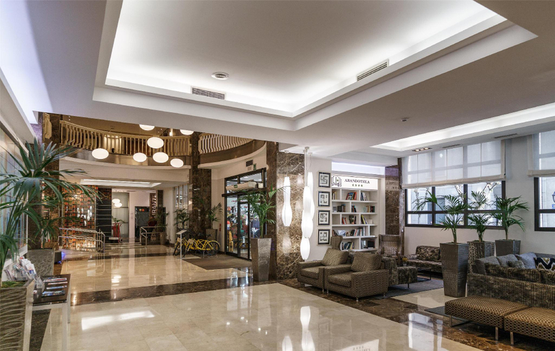 Others 5, Hotel Abando, Vizcaya