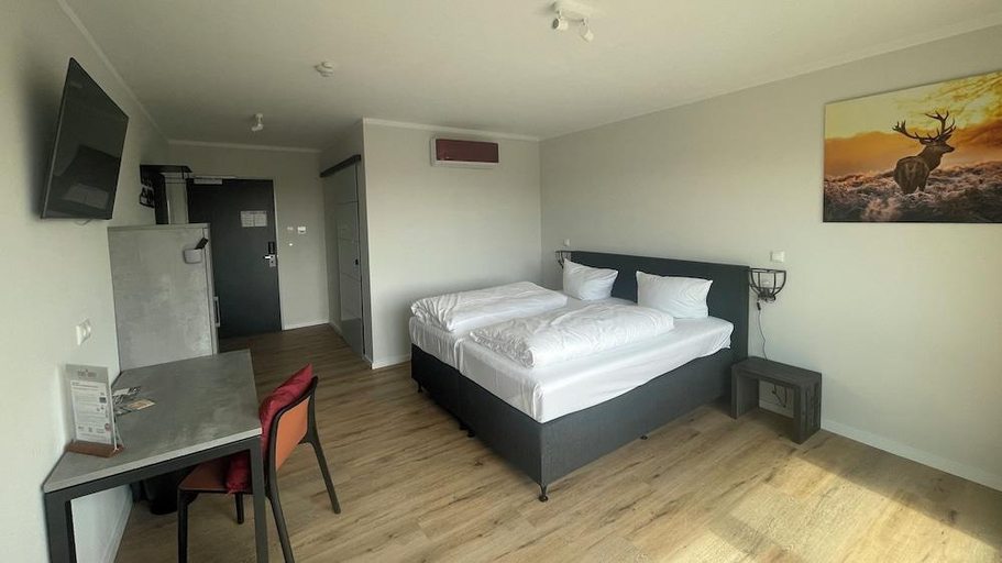 Bedroom 3, STAHLTOWER, Cloppenburg