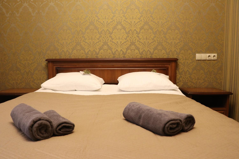 Bedroom 2, Bogdanov Yar Hotel, Solomians'kyi