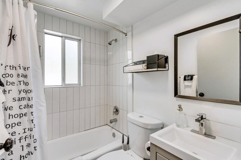 Bathroom 2, Marmalade by Cloud Dream Homes, Salt Lake