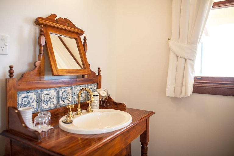 Bathroom 3, Mudgee Homestead Guesthouse , Mid-Western Regional - Pt A
