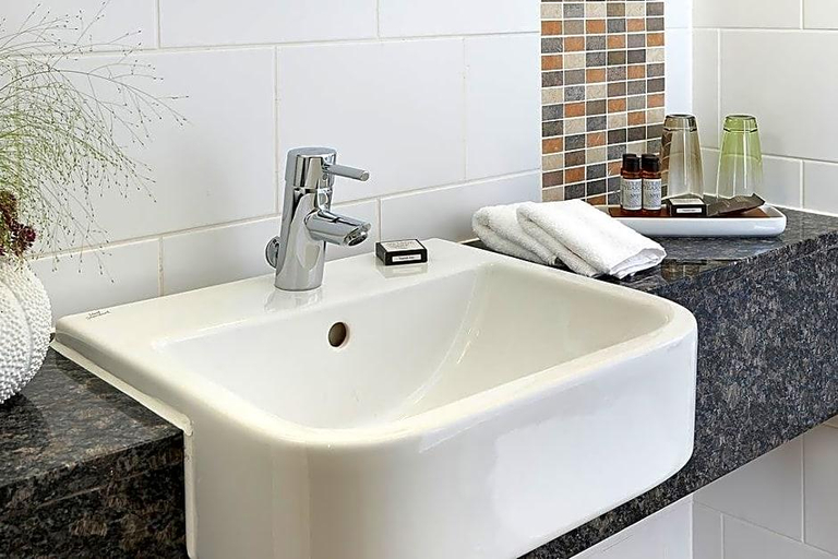 Bathroom 4, Macdonald Botley Park Hotel & Spa, Hampshire
