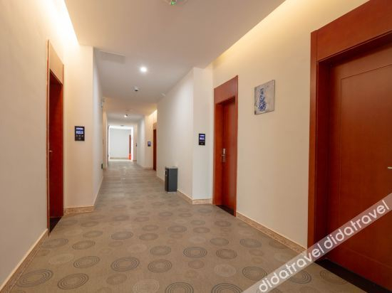 Hotel Interior or Public Areas