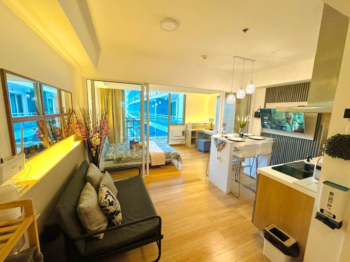 Others 2, Azure Urban Resort Residences Maui Tower, Parañaque